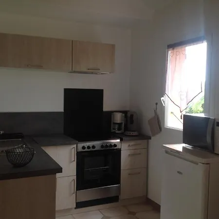 Holiday home Mas Uranie